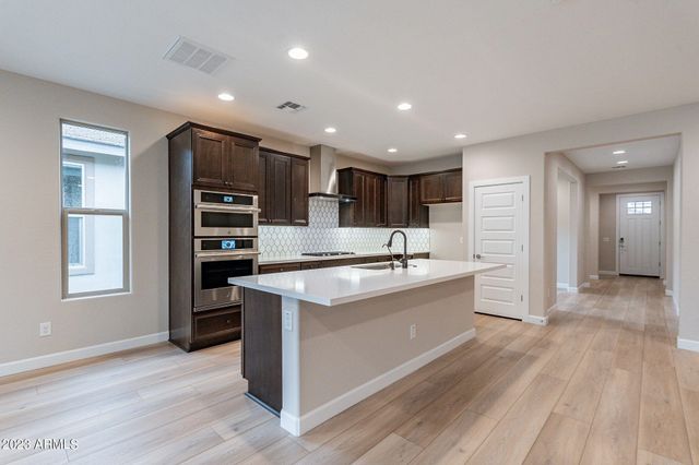 286 E CITRUS HOLLOW Way, Queen Creek, AZ 85140