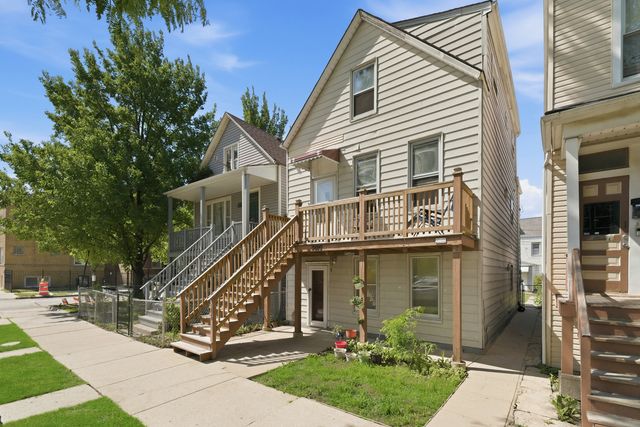 3820 W George Street, Chicago, IL 60618