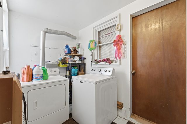 3820 W George Street, Chicago, IL 60618