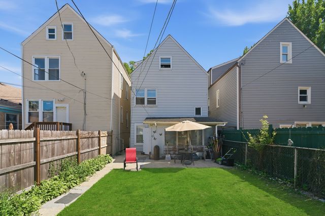 3820 W George Street, Chicago, IL 60618