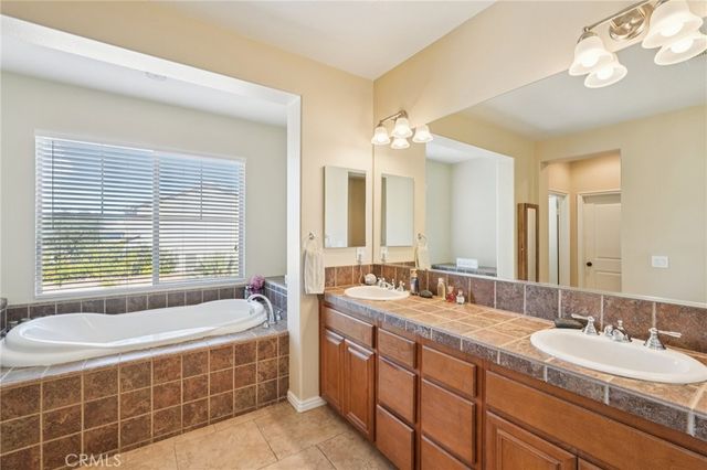 32728 Shadyview Street, Winchester, CA 92596