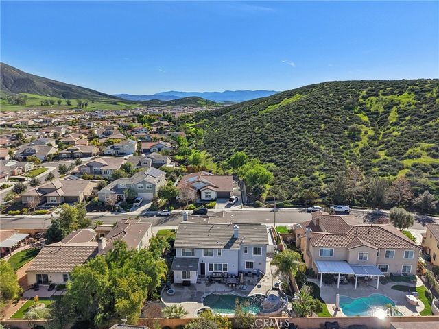 32728 Shadyview Street, Winchester, CA 92596