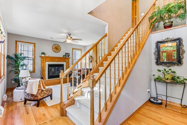 301 Pinnacle Drive, Lake Mills, WI 53551