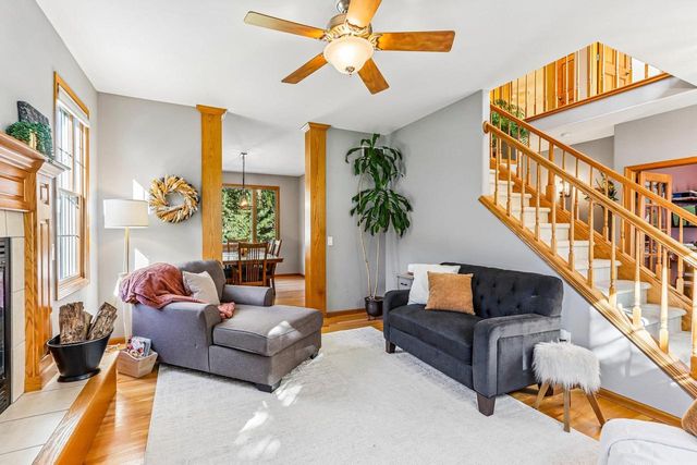 301 Pinnacle Drive, Lake Mills, WI 53551