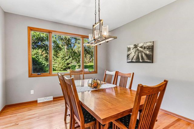 301 Pinnacle Drive, Lake Mills, WI 53551
