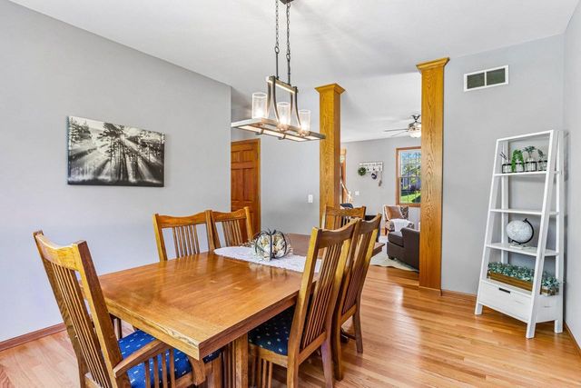 301 Pinnacle Drive, Lake Mills, WI 53551