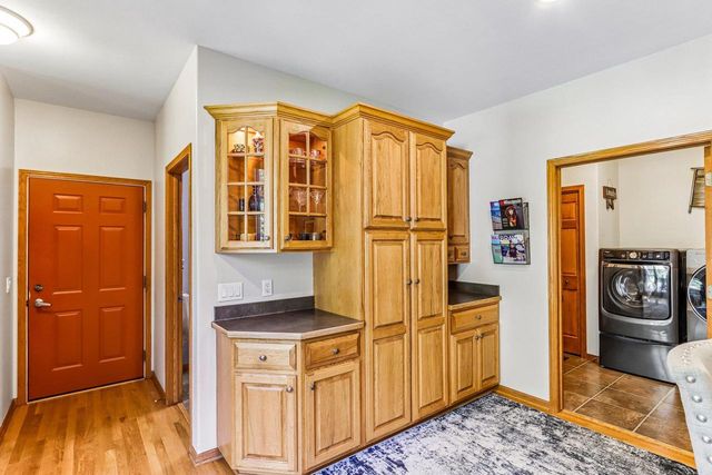 301 Pinnacle Drive, Lake Mills, WI 53551