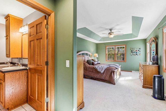301 Pinnacle Drive, Lake Mills, WI 53551