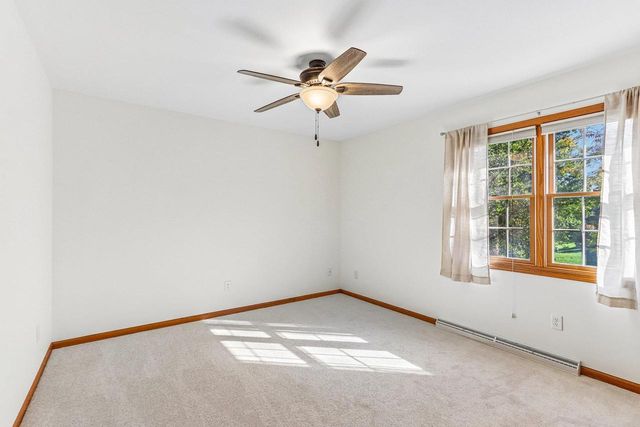 301 Pinnacle Drive, Lake Mills, WI 53551