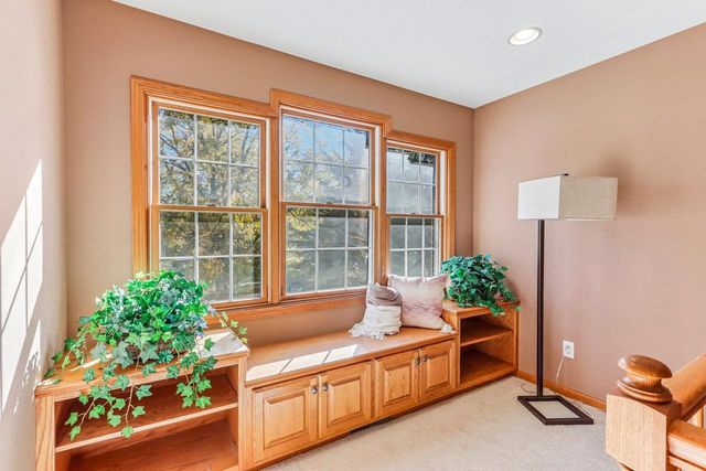 301 Pinnacle Drive, Lake Mills, WI 53551