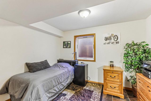 301 Pinnacle Drive, Lake Mills, WI 53551