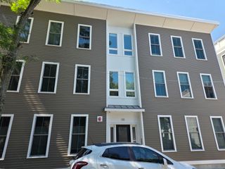191 W 8th St 1, Boston, MA 02127