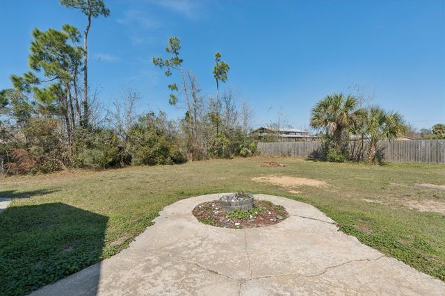2205 E 12Th Street, Lynn Haven, FL 32444