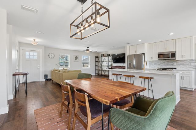 2205 E 12Th Street, Lynn Haven, FL 32444