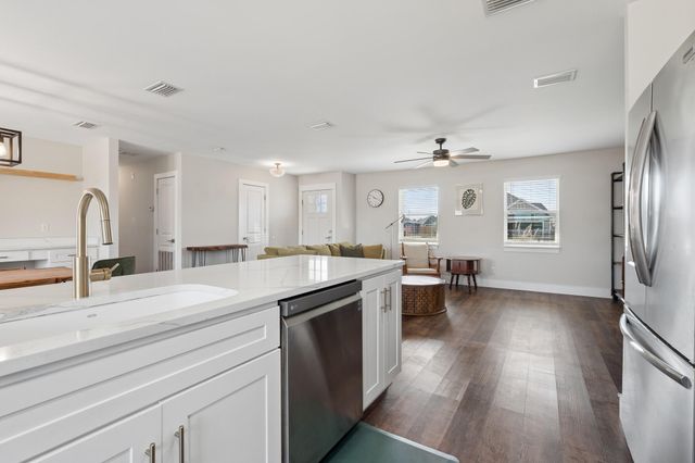 2205 E 12Th Street, Lynn Haven, FL 32444