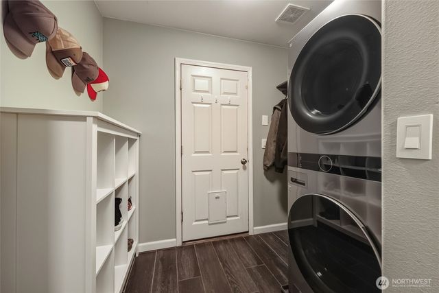 7736 Johnson Point Road NE, Olympia, WA 98516