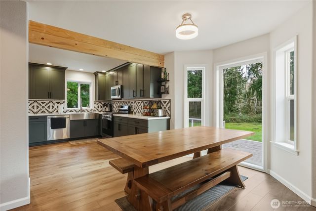 7736 Johnson Point Road NE, Olympia, WA 98516