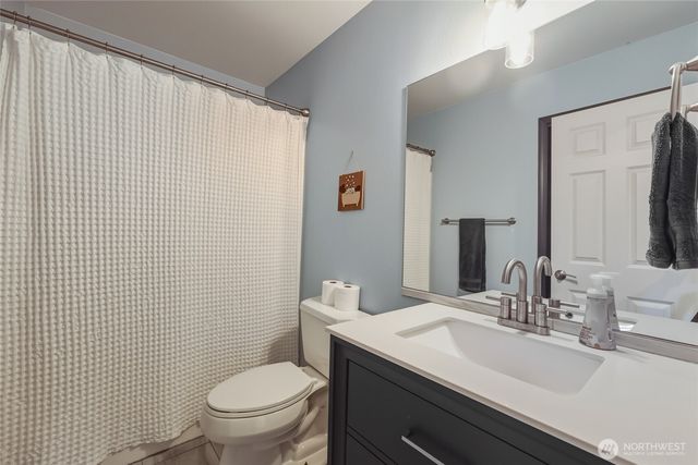 7736 Johnson Point Road NE, Olympia, WA 98516