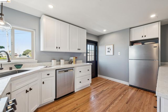 6265 Highland Ave, Richmond, CA 94805