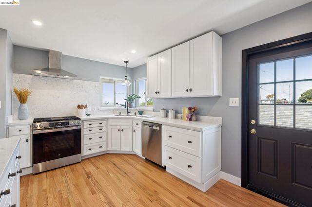 6265 Highland Ave, Richmond, CA 94805