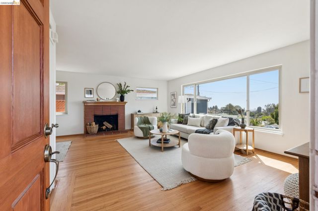 6265 Highland Ave, Richmond, CA 94805