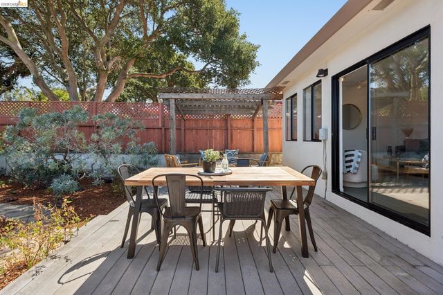 6265 Highland Ave, Richmond, CA 94805