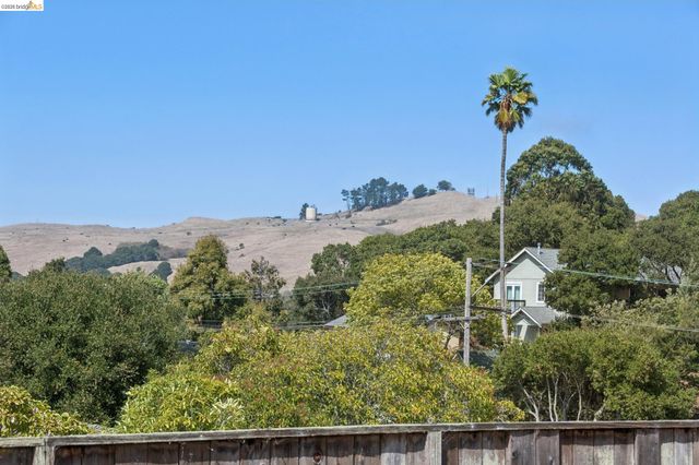 6265 Highland Ave, Richmond, CA 94805