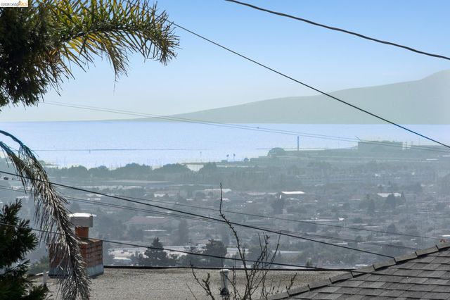 6265 Highland Ave, Richmond, CA 94805