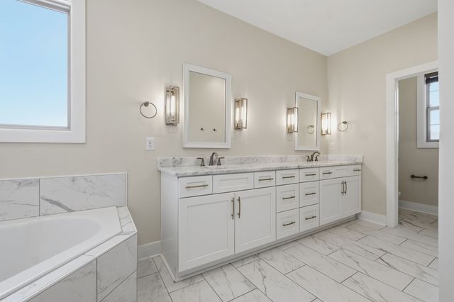117 Scarsdale Dr, S, Hendersonville, TN 37075