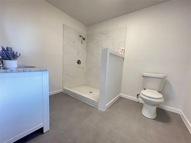 6957 FM 100, Honey Grove, TX 75446