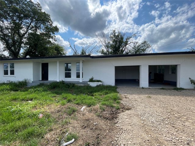 6957 FM 100, Honey Grove, TX 75446