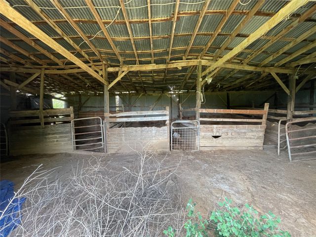 6957 FM 100, Honey Grove, TX 75446