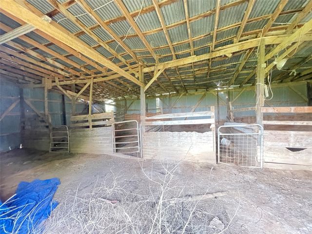 6957 FM 100, Honey Grove, TX 75446