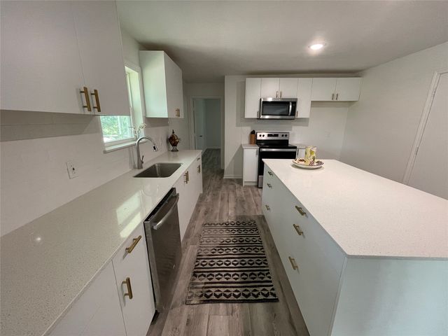 6957 FM 100, Honey Grove, TX 75446