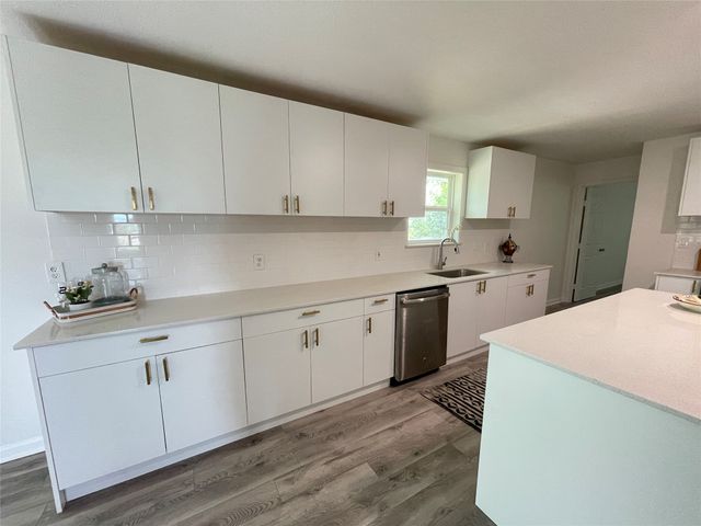 6957 FM 100, Honey Grove, TX 75446