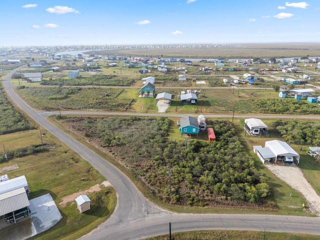 6175 Bonita Street, Sargent, TX 77414