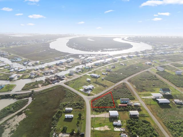 6175 Bonita Street, Sargent, TX 77414