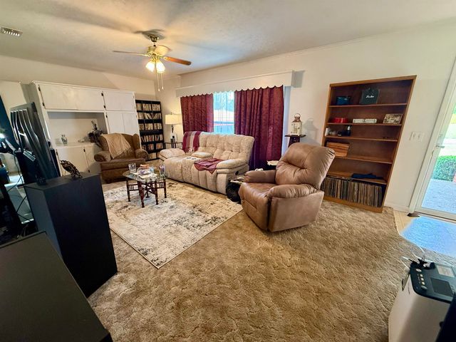 209 Tobacco Road, Linden, TX 75563