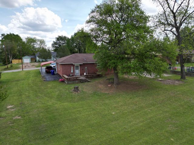 209 Tobacco Road, Linden, TX 75563