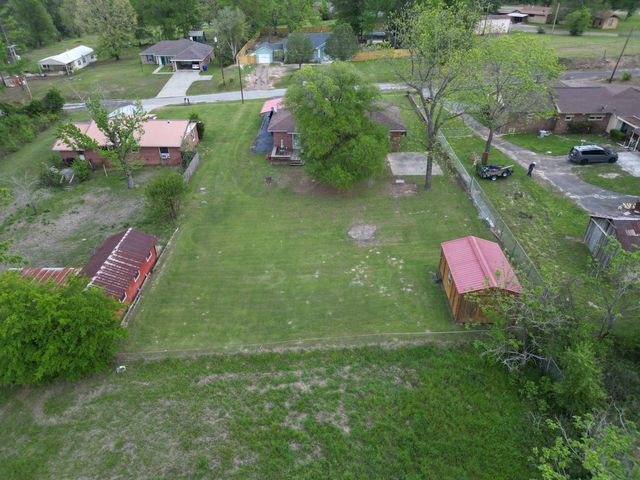 209 Tobacco Road, Linden, TX 75563