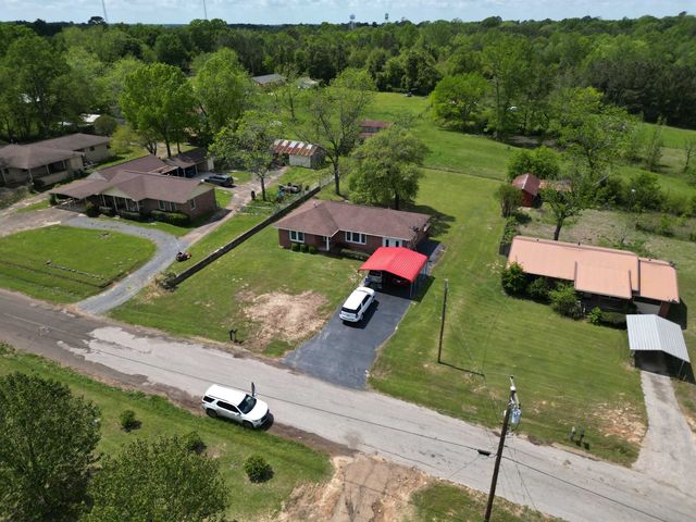 209 Tobacco Road, Linden, TX 75563
