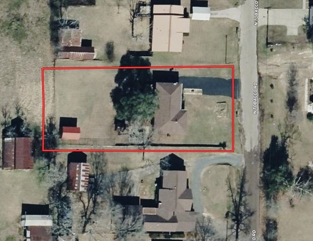 209 Tobacco Road, Linden, TX 75563