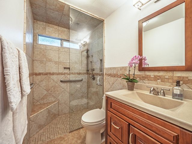 2520 Snow Lane, Redding, CA 96003