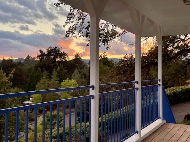 2520 Snow Lane, Redding, CA 96003