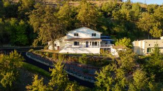 2520 Snow Lane, Redding, CA 96003