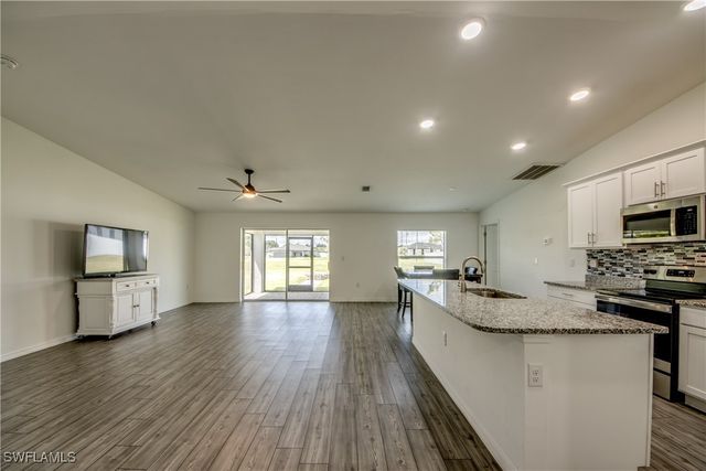 476 NE 3rd AVE, Cape Coral, FL 33909