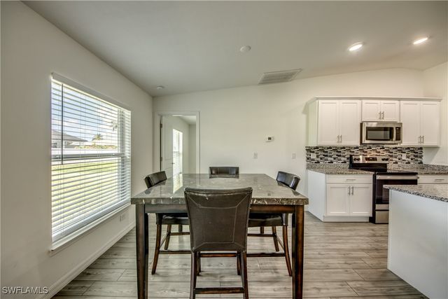 476 NE 3rd AVE, Cape Coral, FL 33909