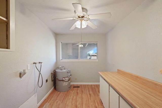 5764 W Kingdon Rd, Lodi, CA 95242