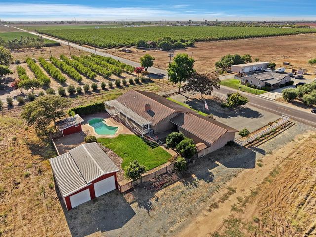 5764 W Kingdon Rd, Lodi, CA 95242