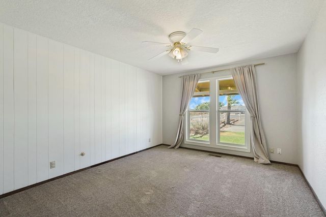 5764 W Kingdon Rd, Lodi, CA 95242